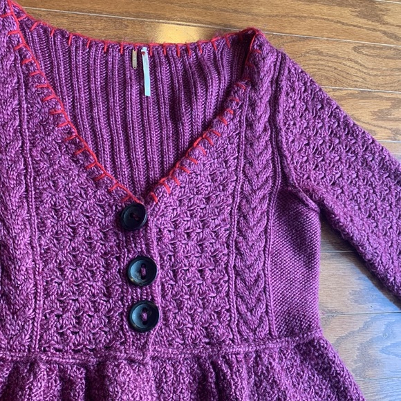 Free People Boho Knit Fuchsia V-Neck Ruffle Longline Wool Cardigan Size Medium - Picture 5 of 10